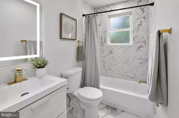 Baltimore, MD 21206,5305 BARBARA AVE