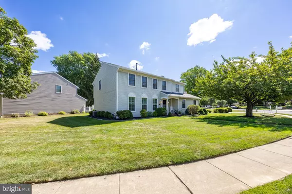 Oreland, PA 19075,10 RONALD CIR