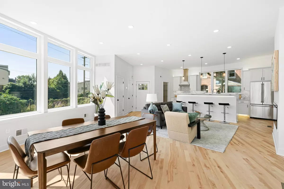 Philadelphia, PA 19143,1021 S SAINT BERNARD ST