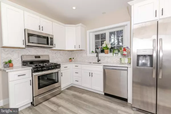 Hammonton, NJ 08037,100 N 1ST RD