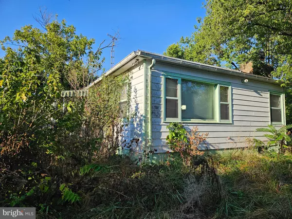 1588 FORT LOUDON RD, Mercersburg, PA 17236