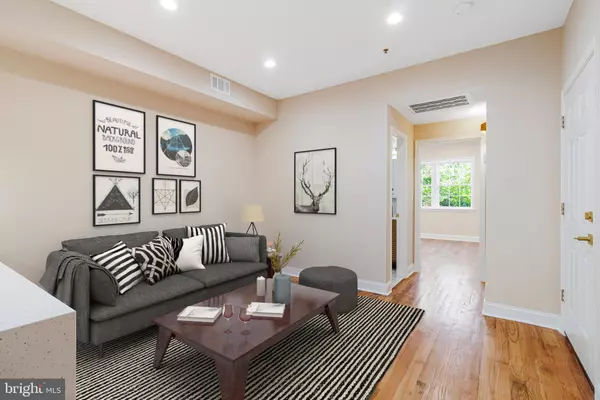 Washington, DC 20020,1609 17TH ST SE #202