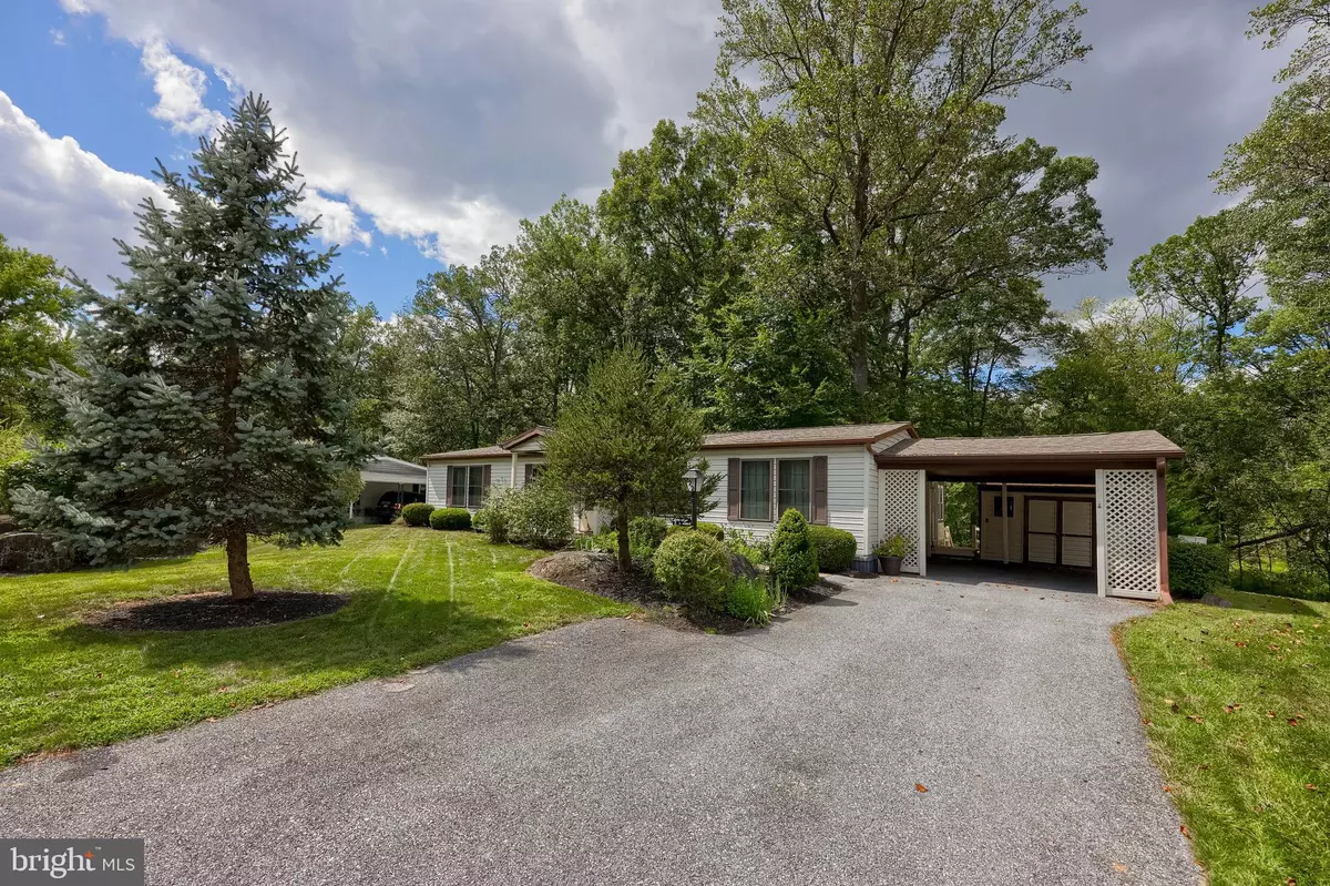Manheim, PA 17545,222 MAPLE AVENUE