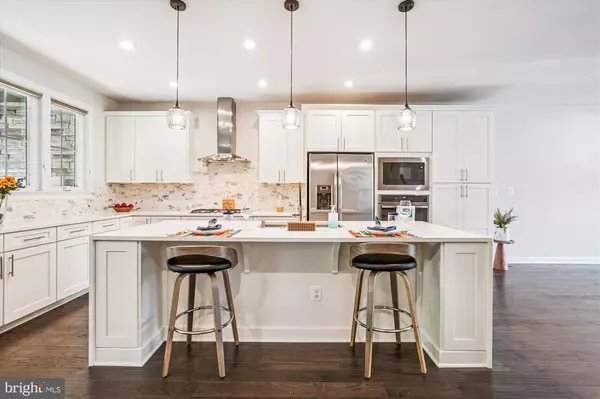 Fairfax, VA 22031,9267 WOOD VIOLET CT