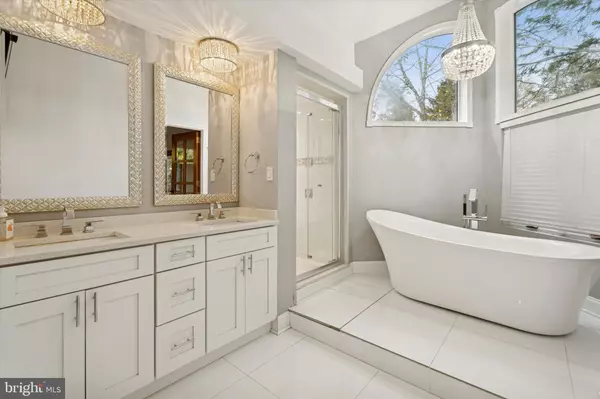 Elkins Park, PA 19027,40 CARTER LN