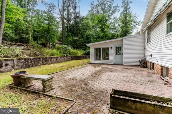 Boiling Springs, PA 17007,1327 HORICK DR