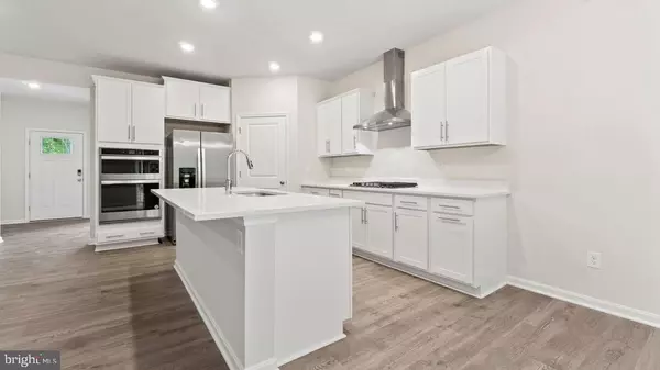 Fredericksburg, VA 22406,813 LONG MEADOW DR