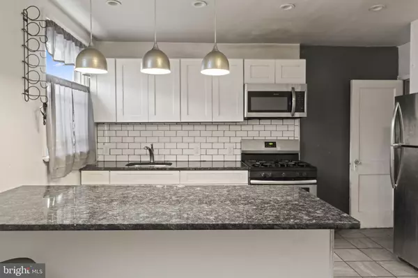 Philadelphia, PA 19135,6341 WALKER ST