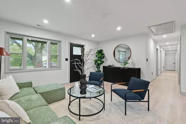 Oxon Hill, MD 20745,1125 DEVONSHIRE DR