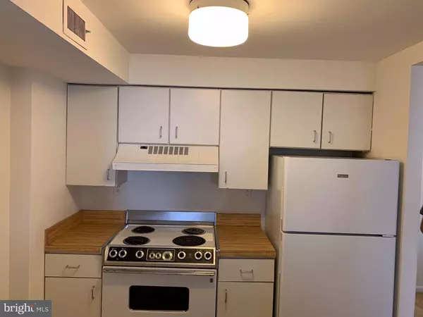 Philadelphia, PA 19107,1205 LOCUST ST #3F