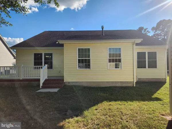 Blades, DE 19973,404 SUMMIT DR