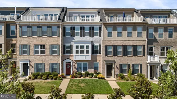 1857 SHADDING BAY LN, Dumfries, VA 22026