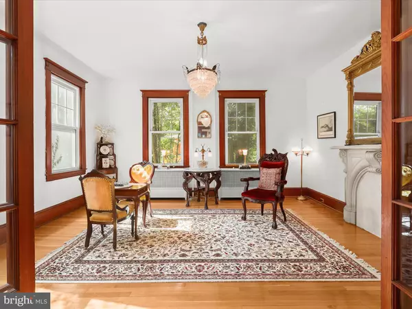 Catonsville, MD 21228,6100 FREDERICK RD