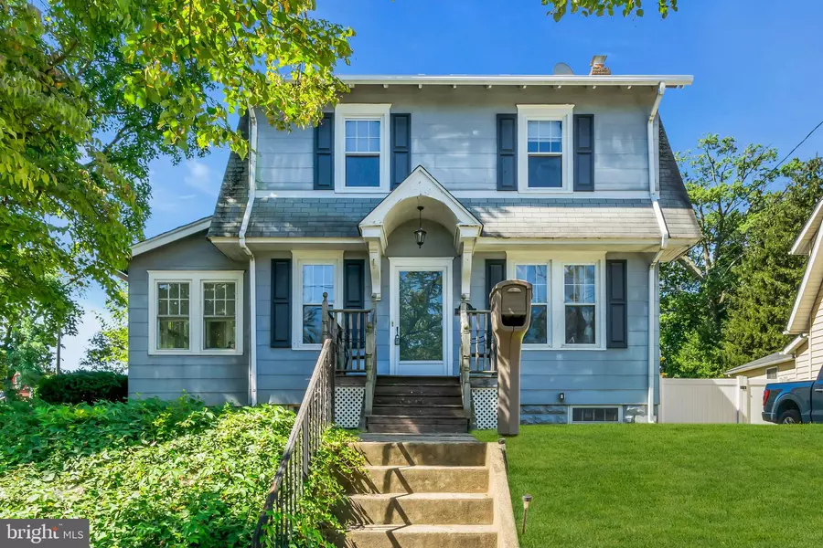 235 MAPLE AVE, Delanco, NJ 08075