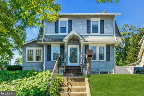 235 MAPLE AVE, Delanco, NJ 08075