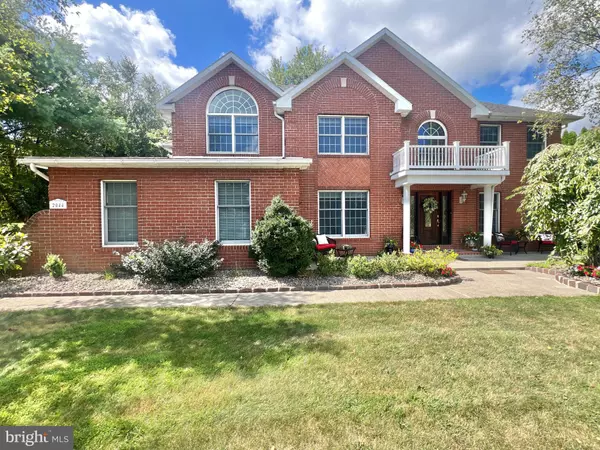 2044 CAROL ANN WAY, Bethlehem, PA 18015