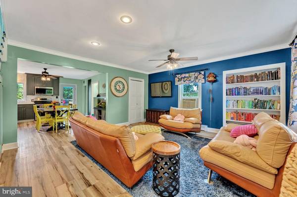 Cranbury, NJ 08512,254 FRIENDSHIP RD