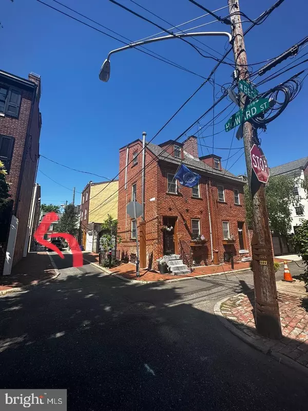 Philadelphia, PA 19147,810 S HOWARD ST