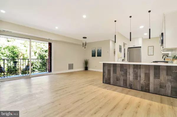 Alexandria, VA 22306,7980 AUDUBON AVE #203