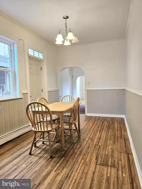 Columbia, PA 17512,282 S 4TH ST