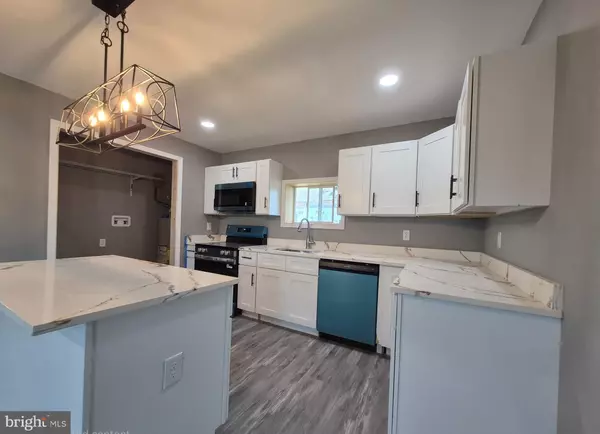 Crisfield, MD 21817,18 WYNFALL AVE