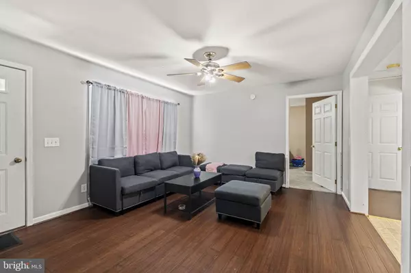 Vineland, NJ 08360,1230 ALMOND RD