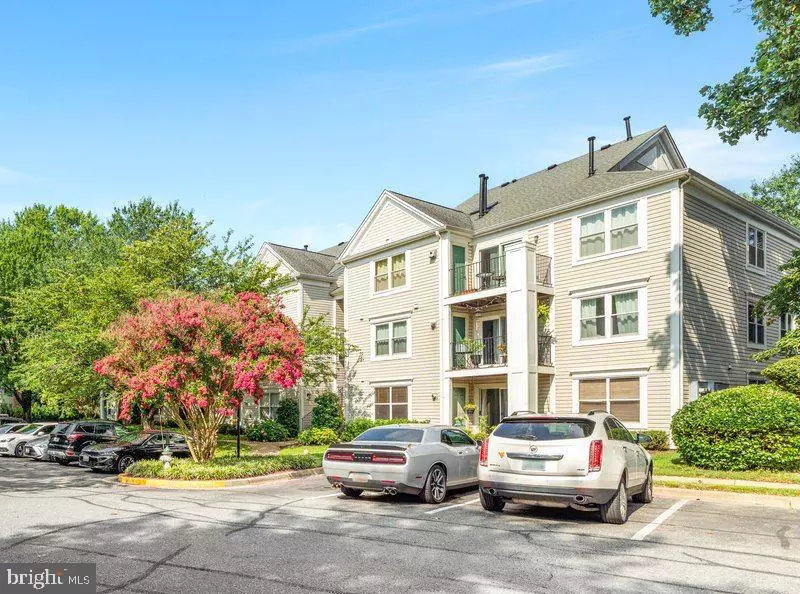 15302 DIAMOND COVE TER #10-3, Rockville, MD 20850