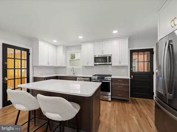 Arlington, VA 22203,630 N EDISON ST