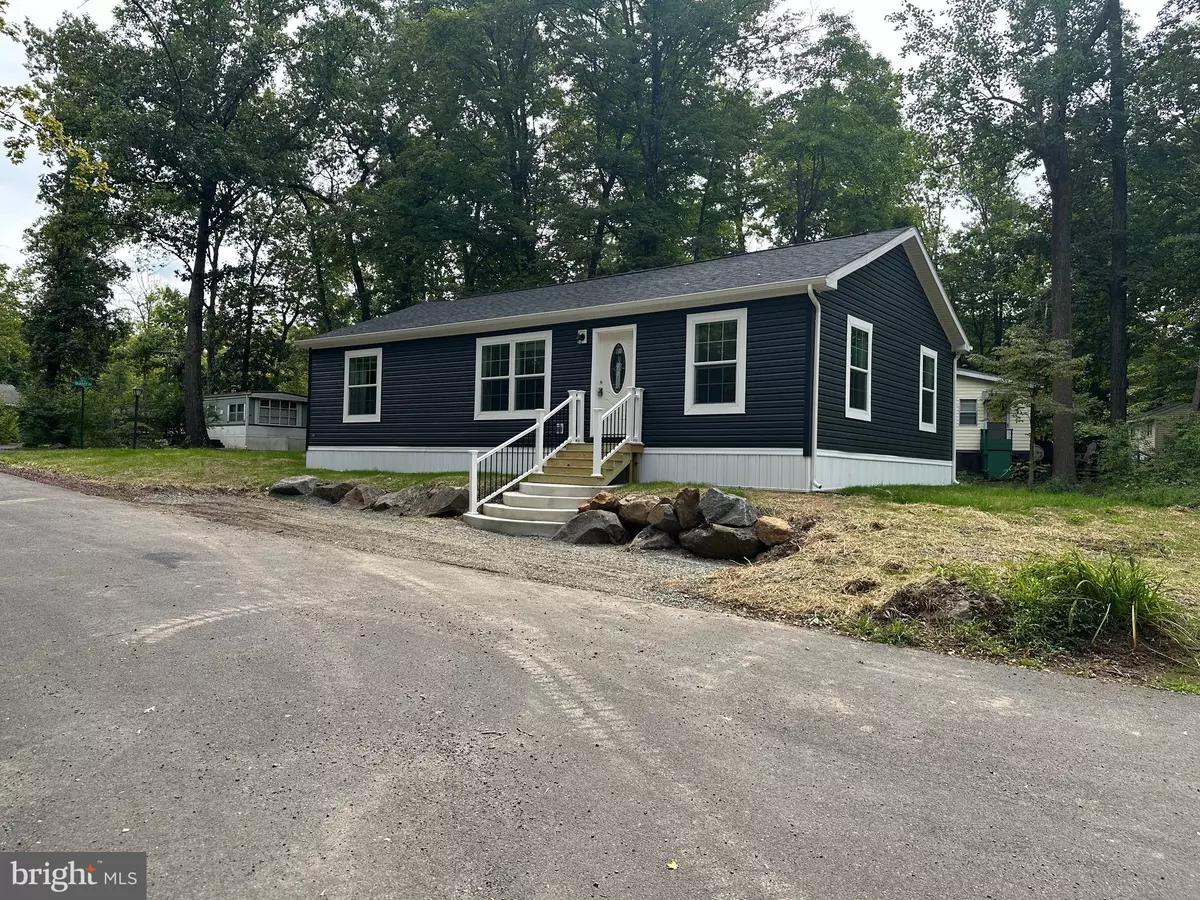 Quakertown, PA 18951,5 BETH LN