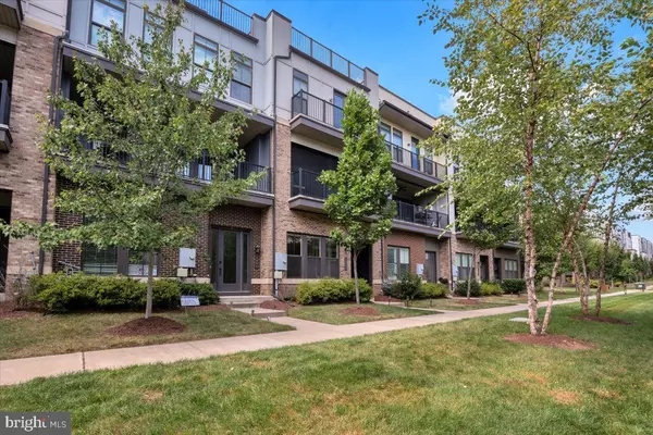 Ashburn, VA 20148,23088 LAVALLETTE SQ