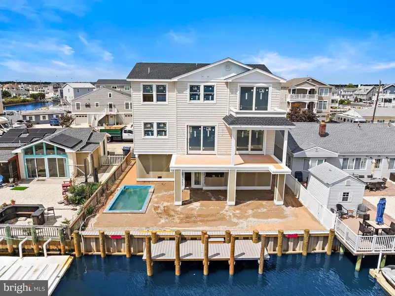 24 JOY RD, Manahawkin, NJ 08050