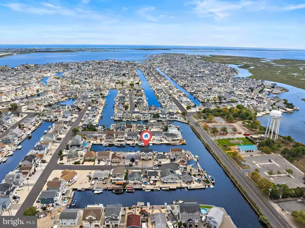 Manahawkin, NJ 08050,24 JOY RD