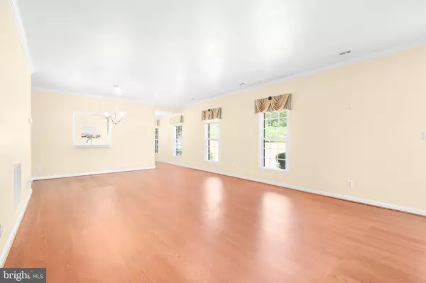 Fredericksburg, VA 22407,11212 SILVERSMITH LN