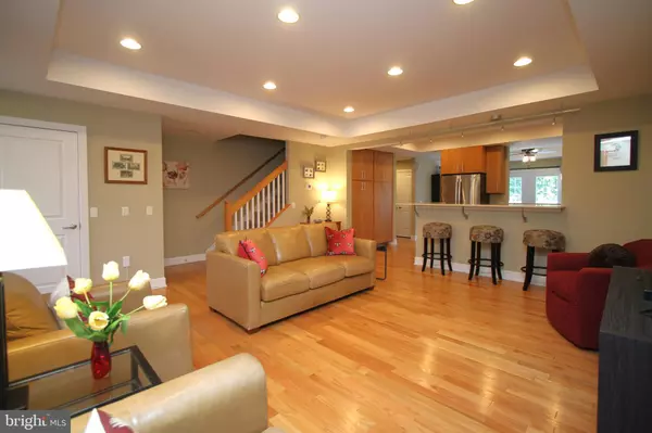State College, PA 16803,670F OAKWOOD AVE