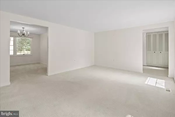 Herndon, VA 20171,2755 VIKING DR