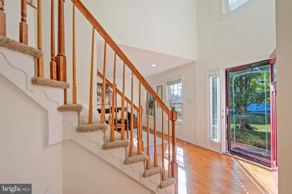 Centreville, VA 20121,14216 HARTWOOD CT