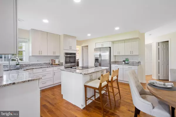 Centreville, VA 20121,14216 HARTWOOD CT