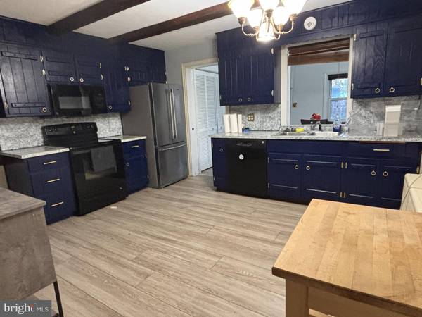 Ephrata, PA 17522,22 1/2 E PINE ST