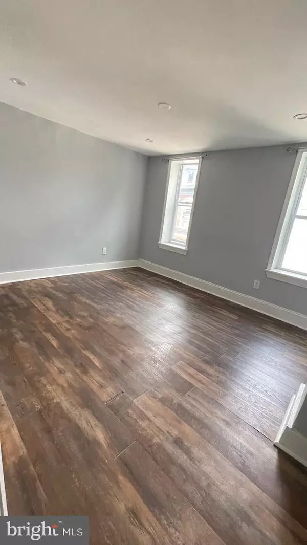 Philadelphia, PA 19148,534 DUDLEY ST