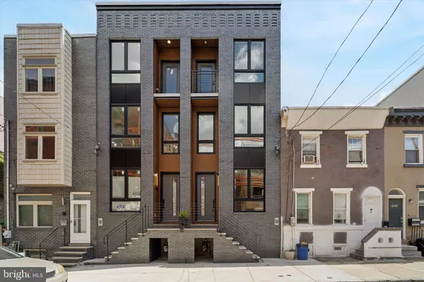 2425 CORAL ST, Philadelphia, PA 19125