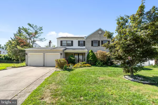 2 W HIGH RIDGE RD, Cherry Hill, NJ 08003