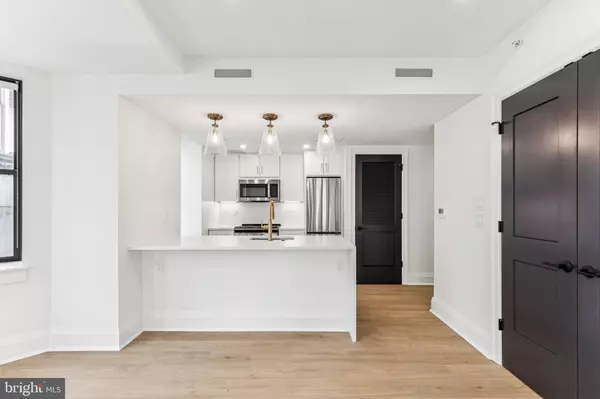 Philadelphia, PA 19103,135 S 19TH ST #409