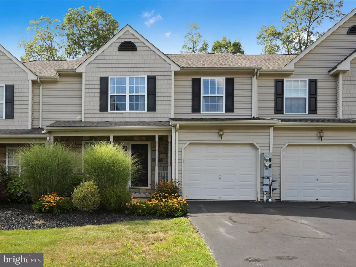 Drums, PA 18222,112 FOX HOLLOW DR