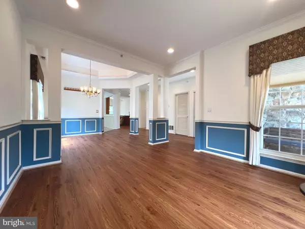 Warrington, PA 18976,719 S SETTLERS CIR