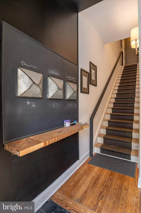 Washington, DC 20009,2025 HILLYER PL NW #4