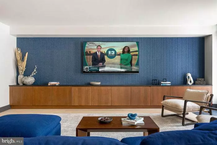 Philadelphia, PA 19107,210 S 12TH ST #1B-1-19E