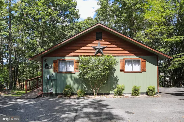 Mount Jackson, VA 22842,8249 SUPINLICK RIDGE RD