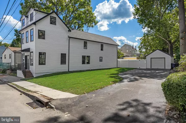 Mount Holly, NJ 08060,36 CHERRY ST
