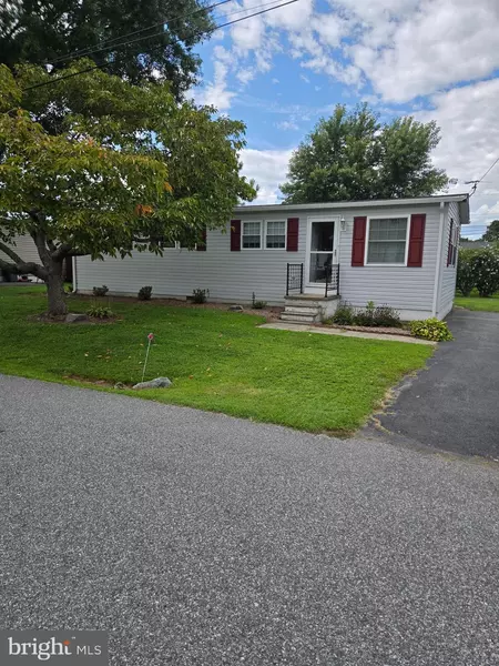 103 SMYRNA AVE, Clayton, DE 19938