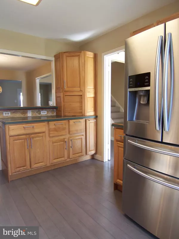 Springfield, VA 22153,9032 GAVELWOOD CT